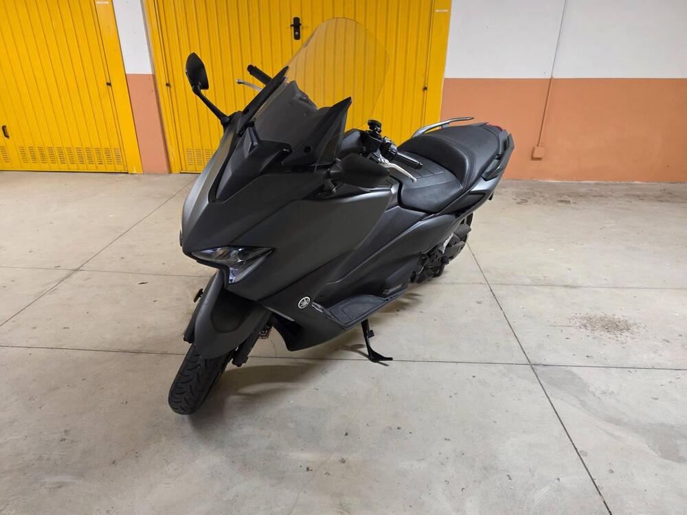 Yamaha T-Max 560 Tech Max (2021) (2)