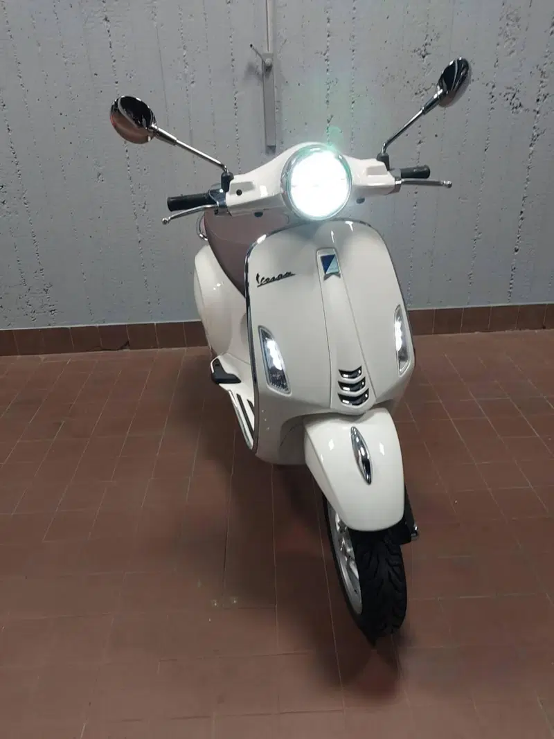 Vespa Primavera 150 3V ABS (2018 - 19) (4)