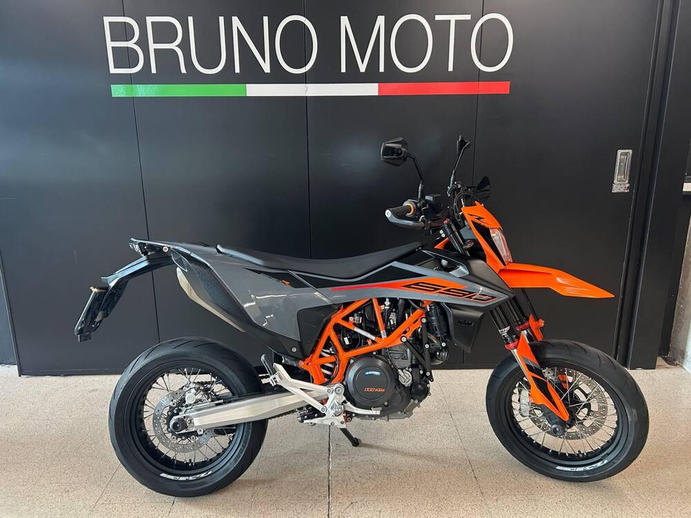 KTM 690 SMC R (2021 - 22)