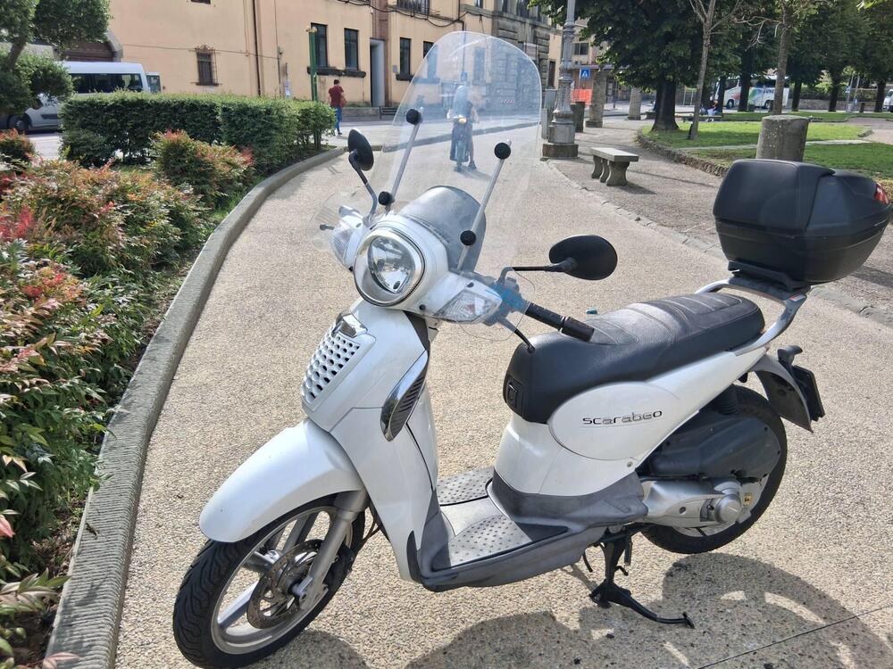 Aprilia Scarabeo 200 i.e. (2009 - 11) (2)