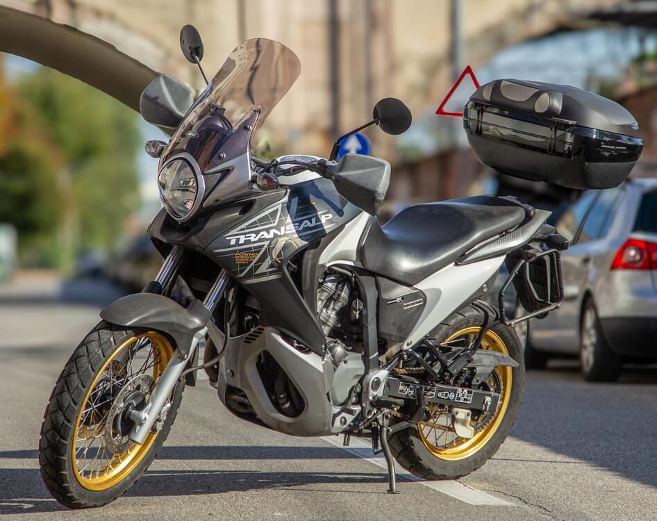 Honda Transalp XL 700 V (2007 - 2013) (3)