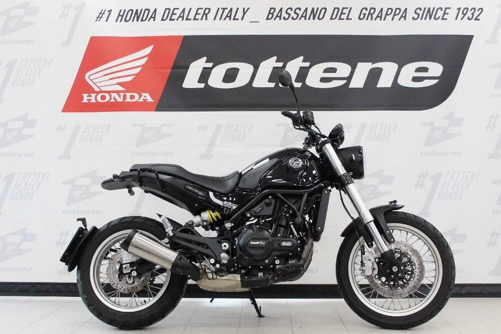 Benelli Leoncino 500 Trail (2021 - 25)