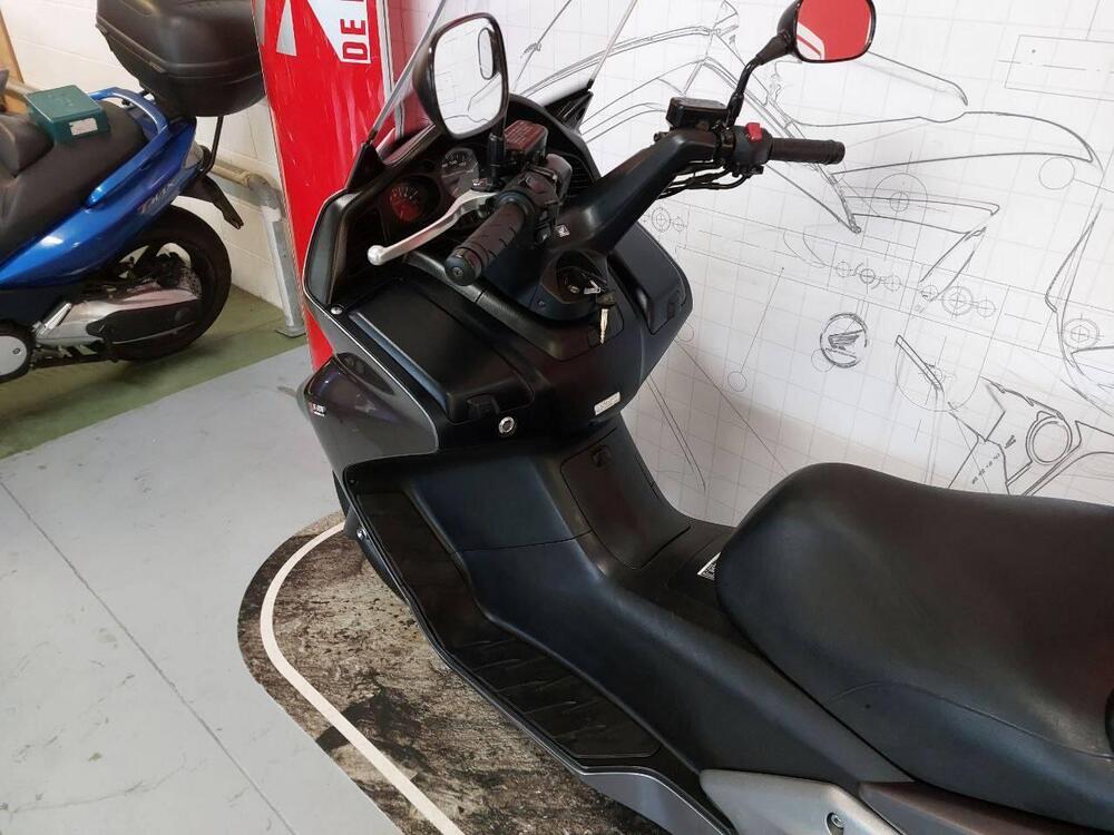 Honda Silver Wing 400 (2006 - 09) (3)