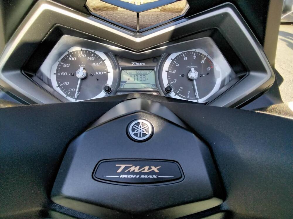 Yamaha T-Max 530 Iron Max (2014 - 17) (5)
