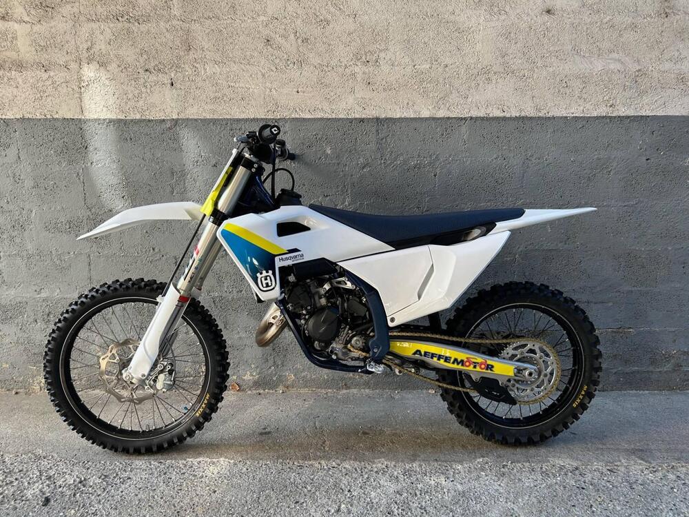 Husqvarna TC 125 (2025) (3)