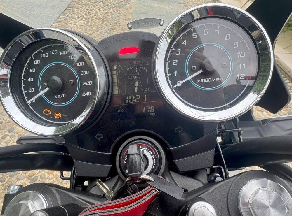 Kawasaki Z 650 RS (2025 - 26) (2)