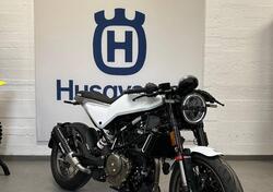 Husqvarna Vitpilen 401 (2021 - 23) usata