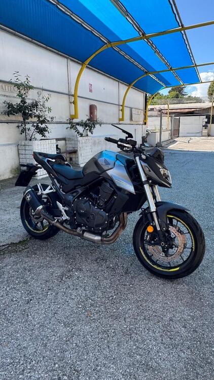 Honda CB 750 Hornet (2023 - 24) (3)