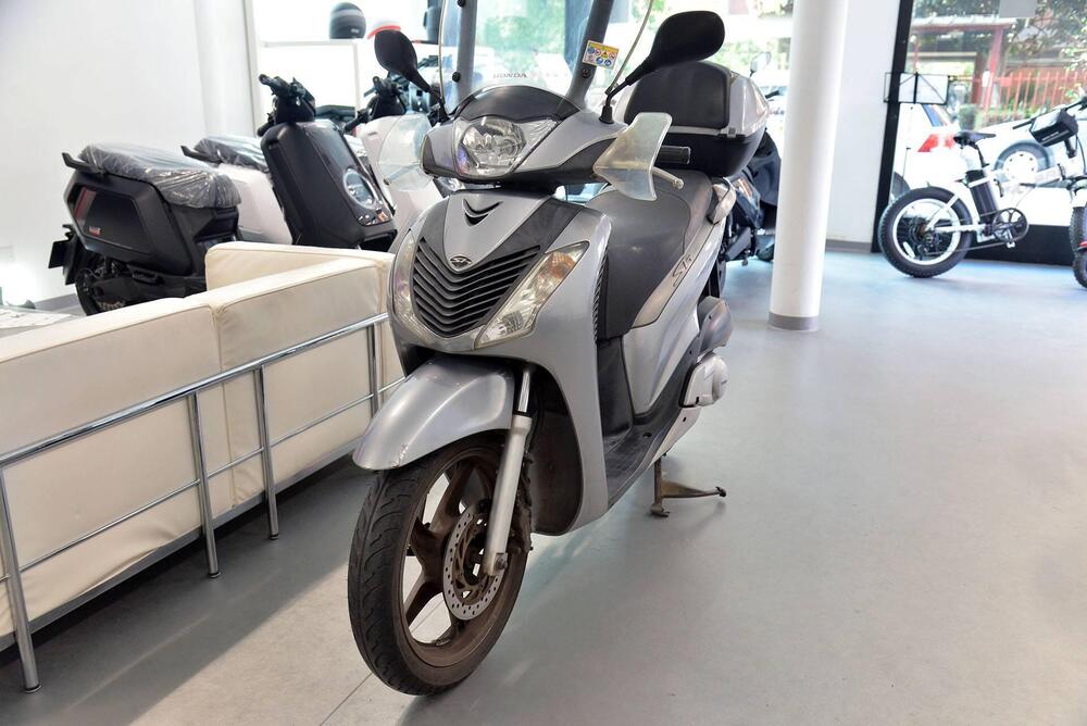 Honda SH 150 i (2009 - 12) (2)