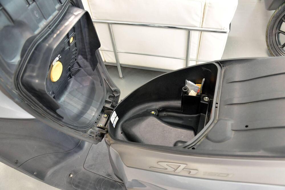 Honda SH 150 i (2009 - 12) (4)