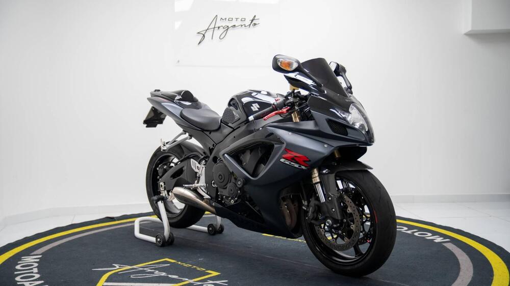 Suzuki GSX R 600 (2006 - 07) (2)