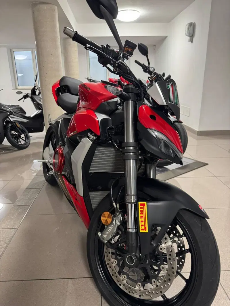 Ducati Streetfighter V2 (2022 - 24) (2)