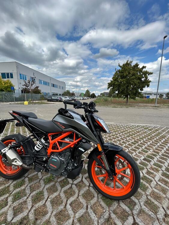 KTM 390 Duke (2021 - 23) (4)