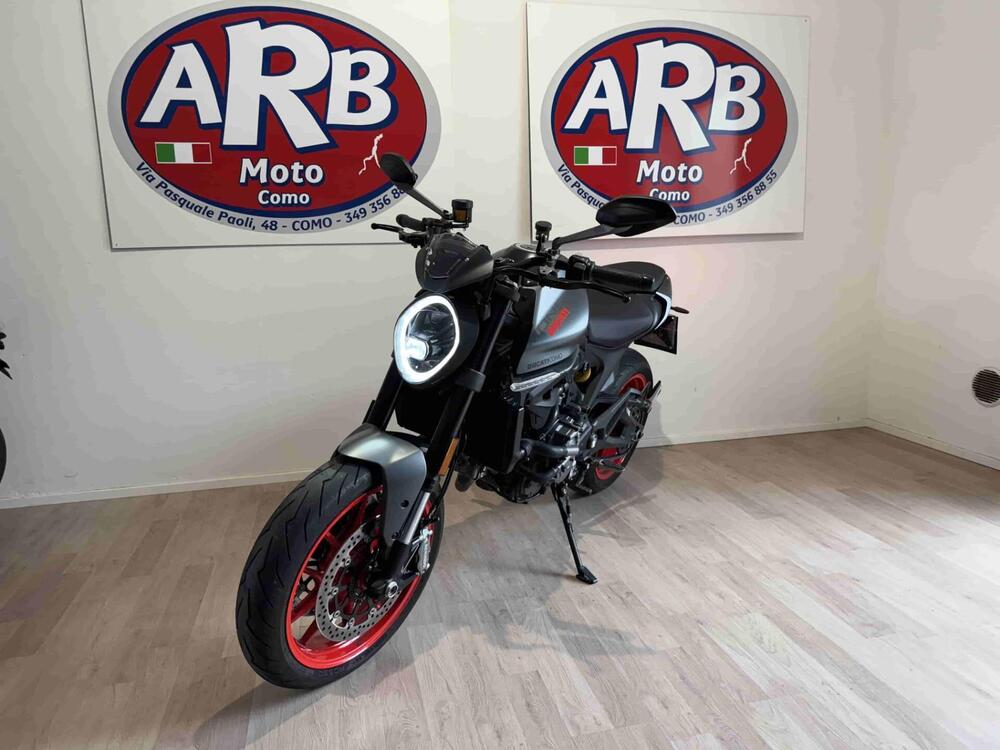 Ducati Monster 937 + (2021 - 25) (5)