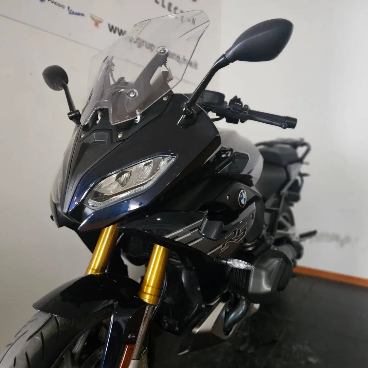 Bmw R 1250 RS (2021 - 25) (2)