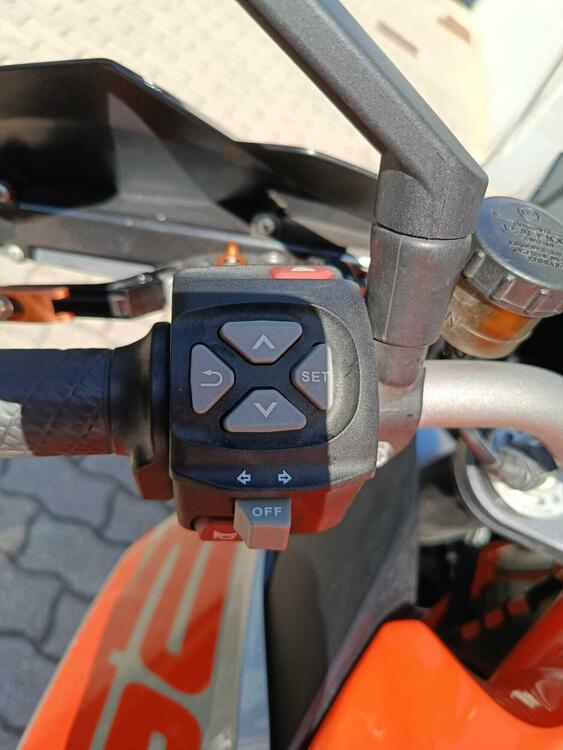 KTM 1290 Super Duke GT ABS (2016 - 18) (5)