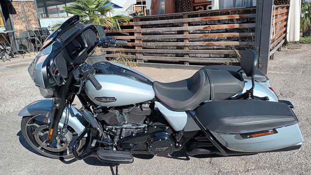 Harley-Davidson Street Glide (2024 - 25) (2)