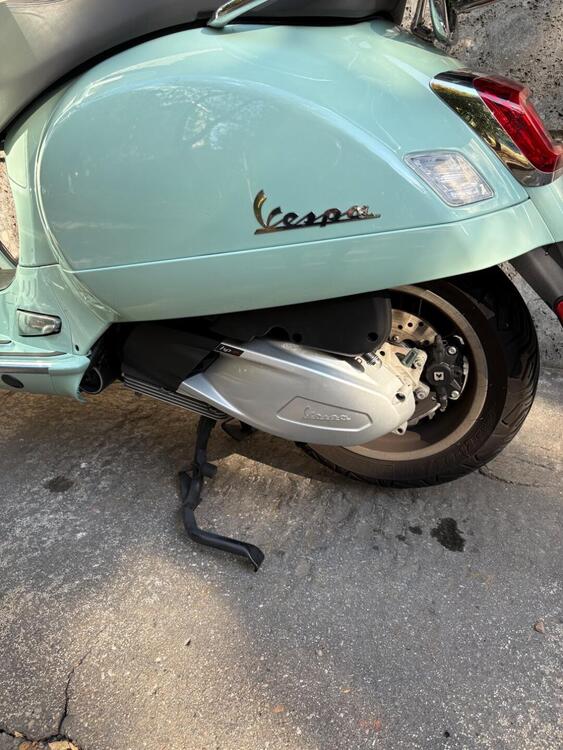 Vespa GTS 300 (2023 - 24) (2)