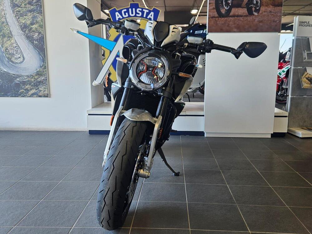 MV Agusta Dragster 800 RR Ottantesimo (2025) (3)