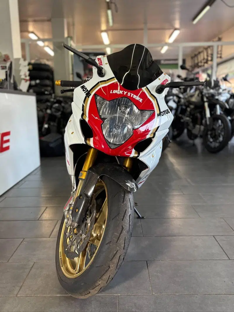 Suzuki GSX-R1000 (2005 - 06) (3)