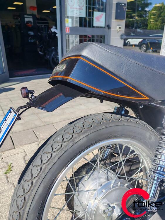 Yamaha SR 400 60th Anniversary (2013 - 16) (2)