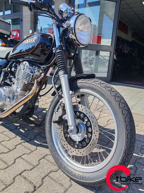 Yamaha SR 400 60th Anniversary (2013 - 16) (4)