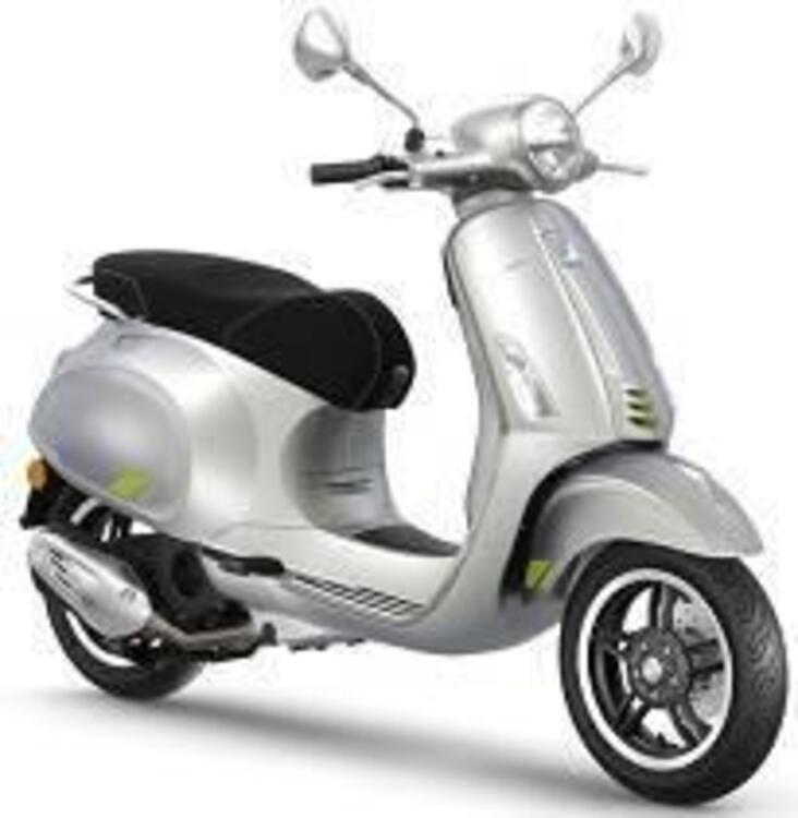Vespa Primavera 125 Tech (2024 - 25) (2)