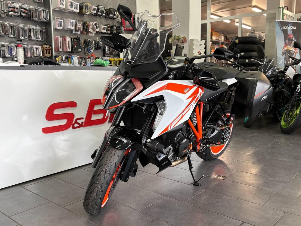 KTM 1290 Super Duke GT (2019 - 20) (2)
