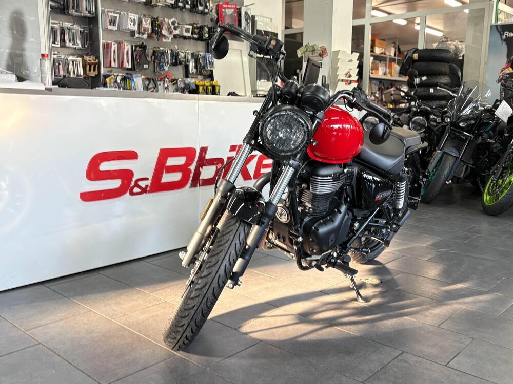 Royal Enfield Meteor 350 Fireball (2021 - 25) (3)