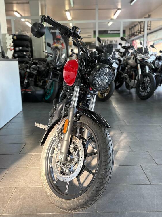 Royal Enfield Meteor 350 Fireball (2021 - 25) (5)