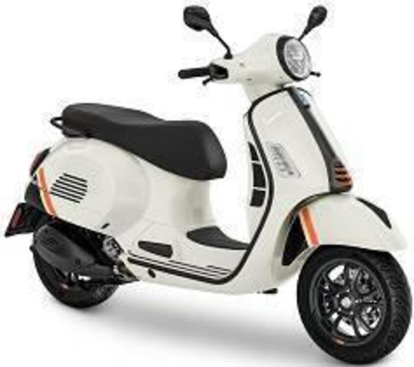 Vespa GTS 125 Super Sport (2025) (4)