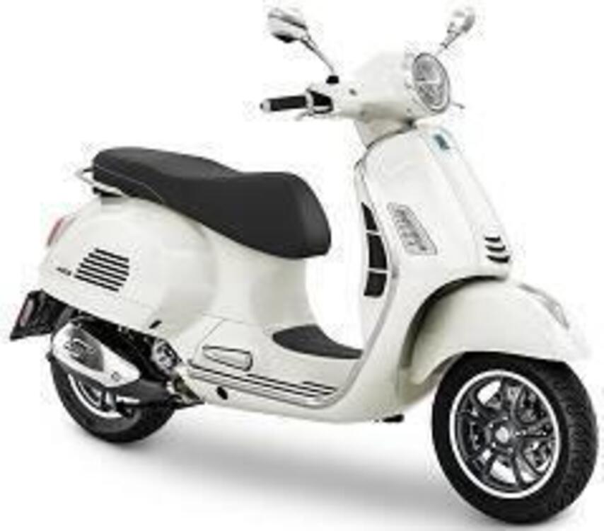Vespa GTS 125 Super (2025) (3)