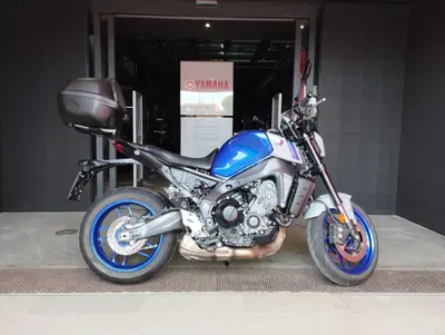 Yamaha MT-09 (2021 - 23) usata