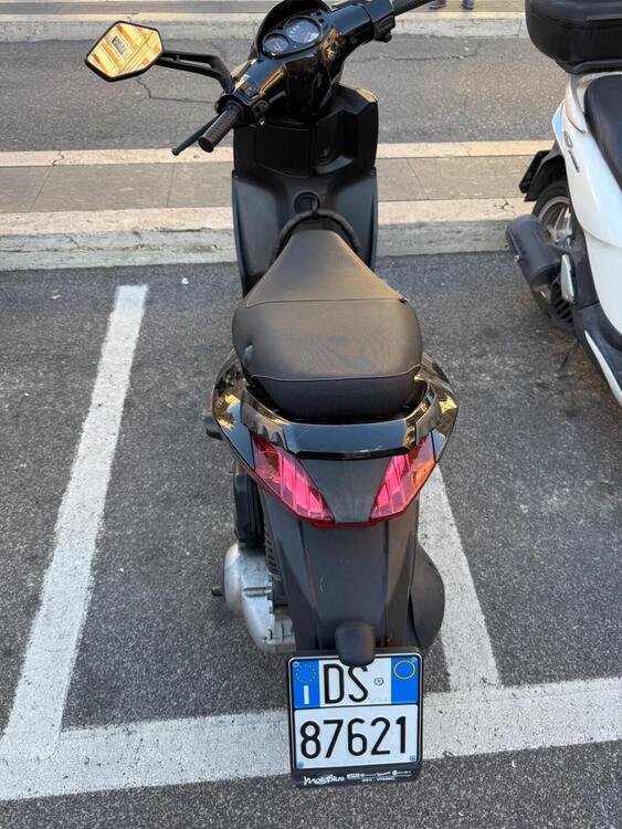 Aprilia Sportcity One 125 (2008 - 12) (5)