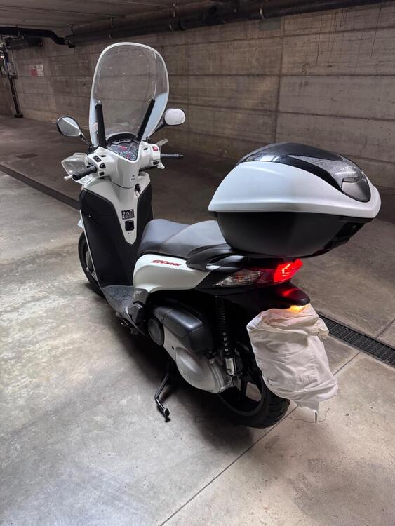 Honda SH 300 i ABS (2011 - 13) (3)