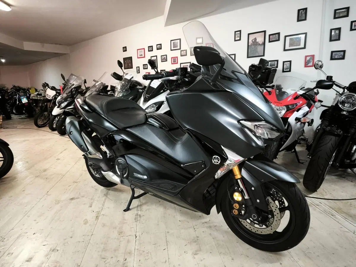 Yamaha T-Max 530 (2017 - 19) (3)
