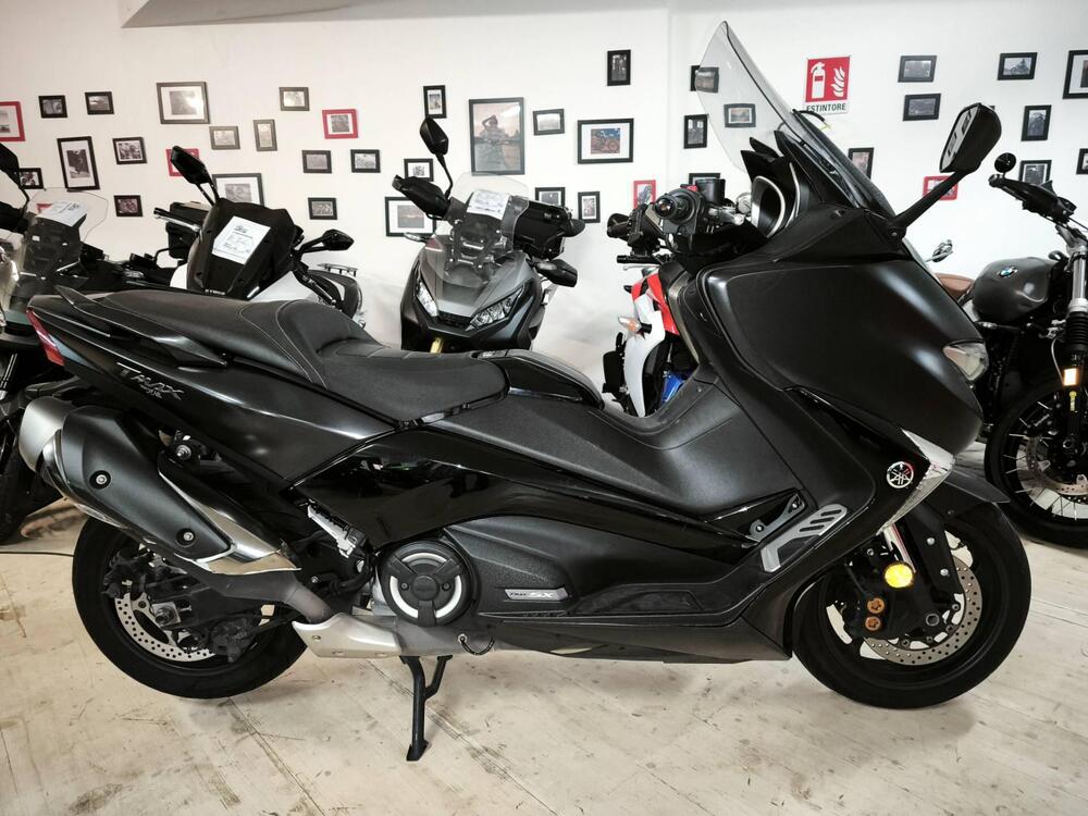 Yamaha T-Max 530 (2017 - 19) (4)