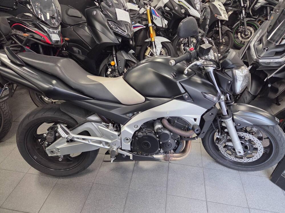 Suzuki GSR 600 (2006 - 11)
