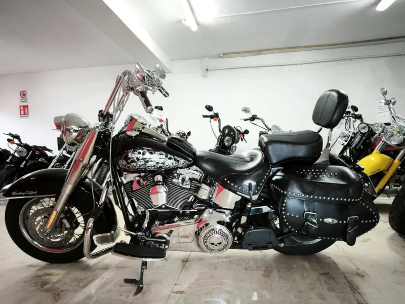 Harley-Davidson 1584 Heritage Classic (2008 - 10) - FLSTC
