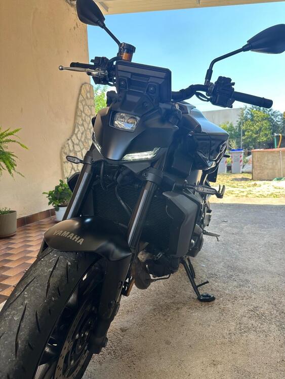 Yamaha MT-09 Y-AMT (2024 - 25)