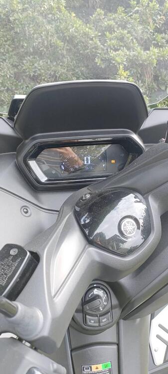 Yamaha X-Max 300 (2025) (3)