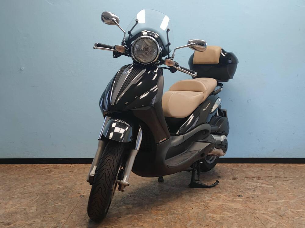 Piaggio Beverly Cruiser 500 (3)
