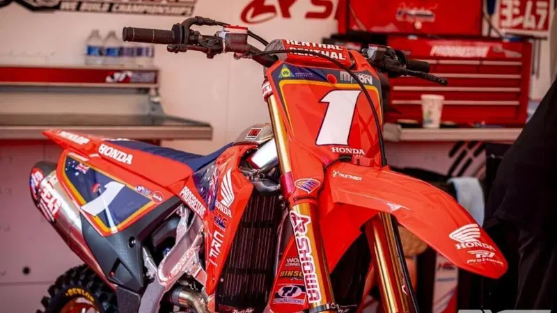 Motocross delle Nazioni 2025: l'Australia in Pole Position con le vittorie dei fratelli Lawrence. L'Italia &egrave; ottava