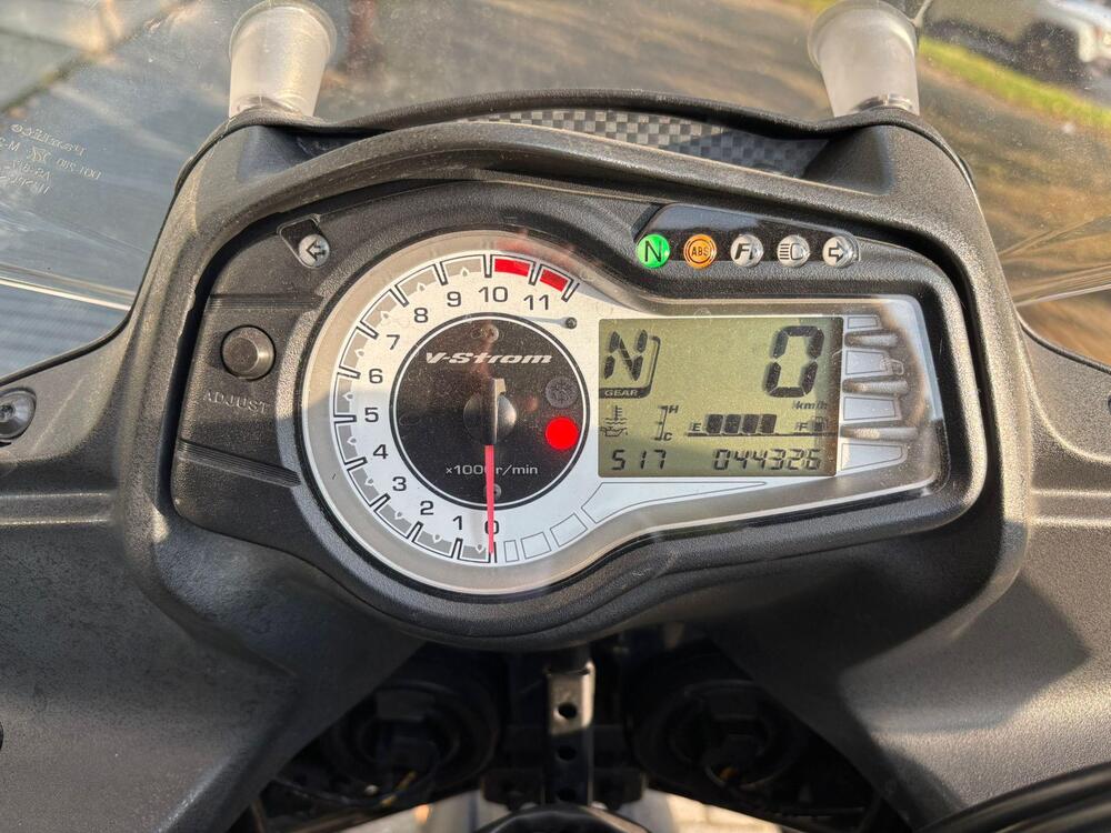 Suzuki V-Strom 650 ABS (2011 - 17) (5)