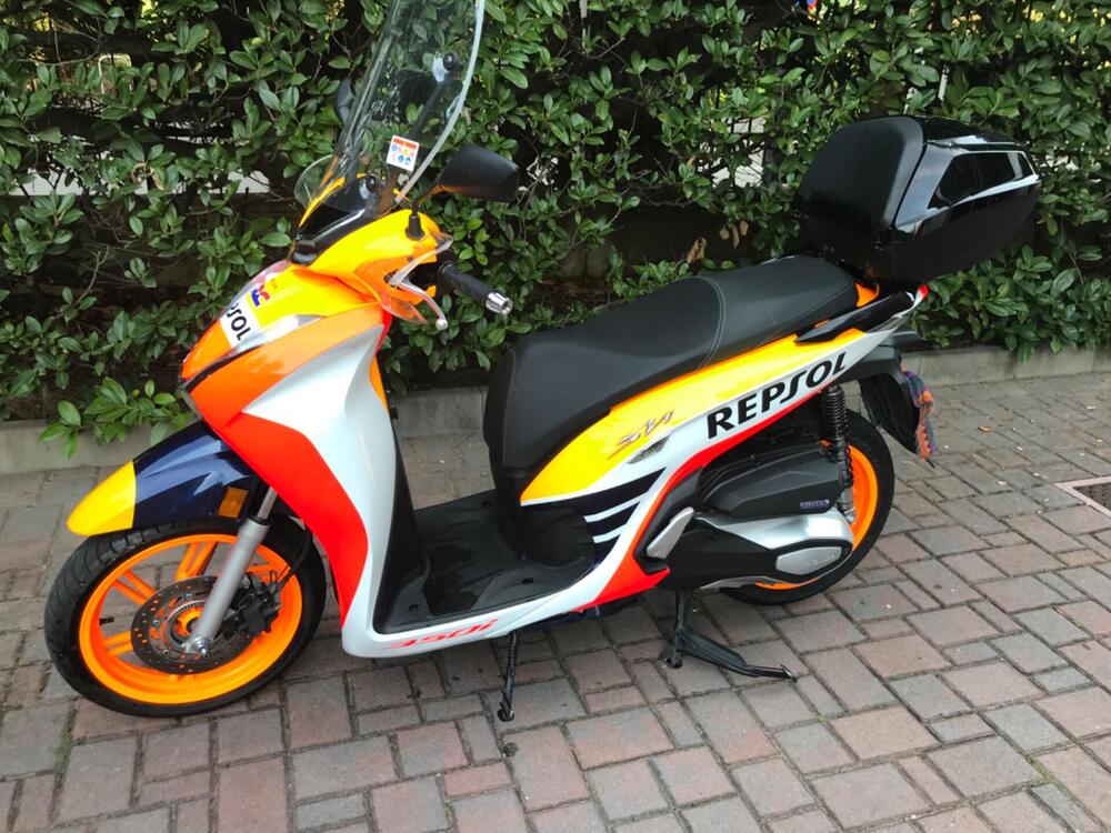 Honda SH 350 Sport (2021 - 24) (2)