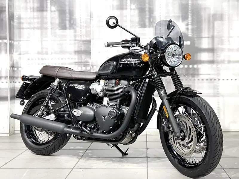 Triumph Bonneville T120 Black (2021 - 25)