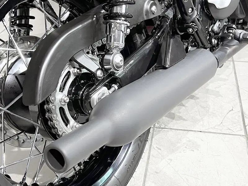 Triumph Bonneville T120 Black (2021 - 25) (4)