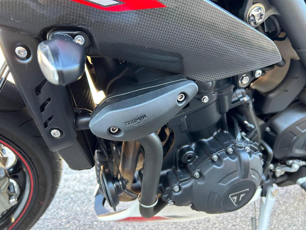 Triumph Speed Triple 1050 RS (2018 - 20) (3)
