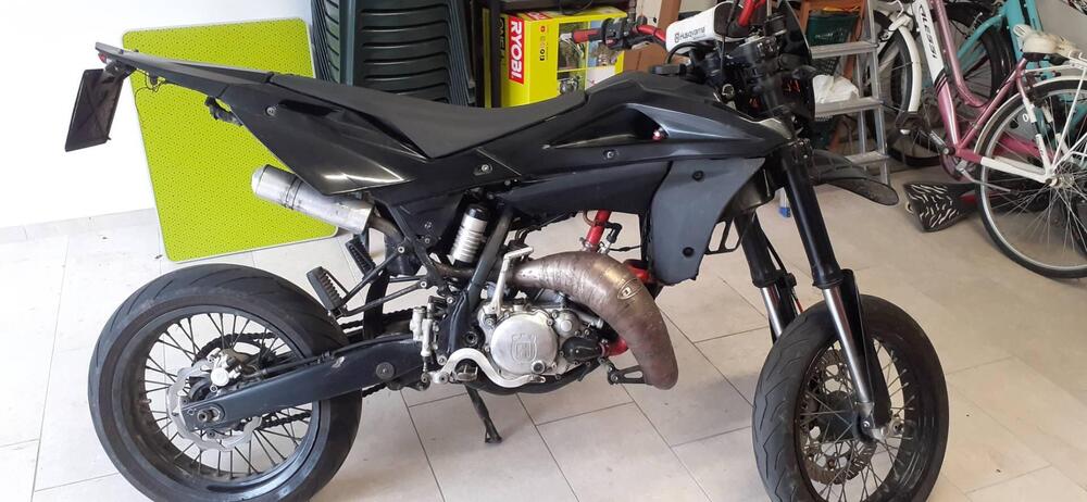 Husqvarna SM 125 (2009) (3)