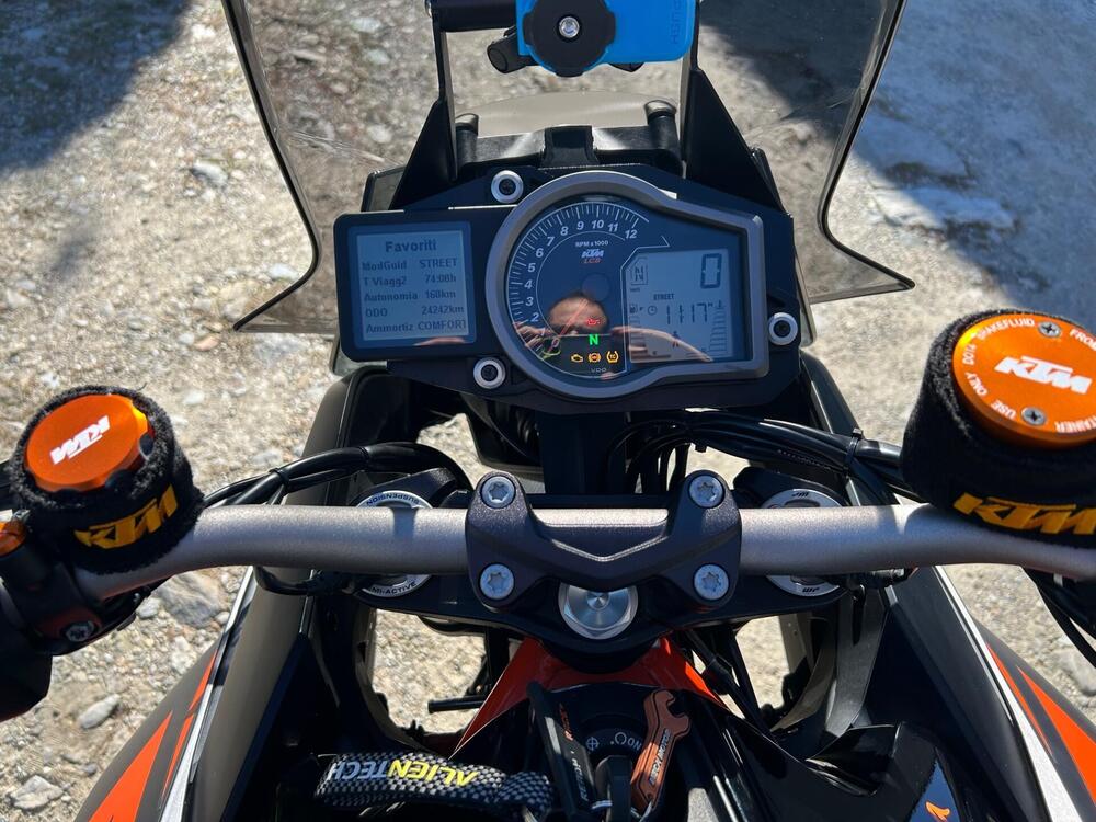 KTM 1290 Super Duke GT ABS (2016 - 18) (4)